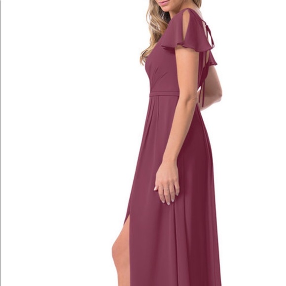 Size Large Dress! Worn for 6 hours - Picture 3 of 4